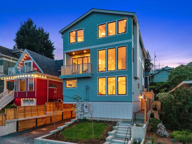 Apartment for sale in Seattle, Washington