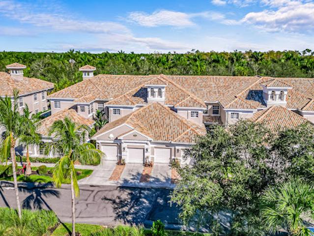 Apartment for sale in Naples, Florida