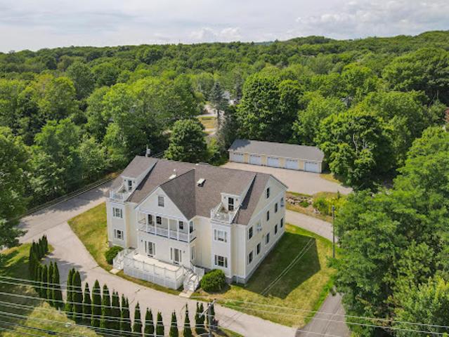 Apartment for sale in Rockland, Maine