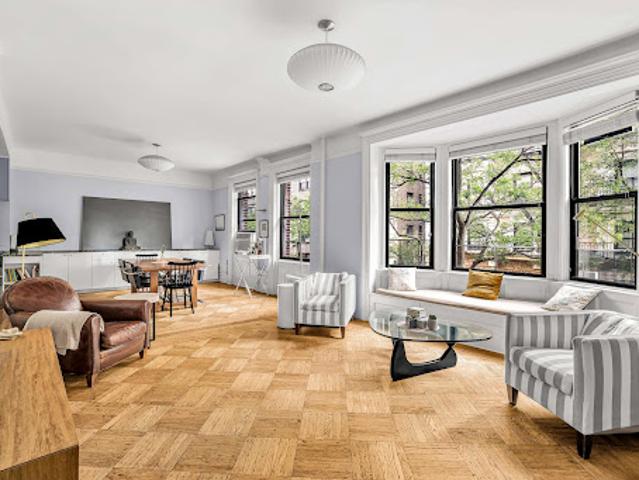 Apartment for sale in Arverne, New York