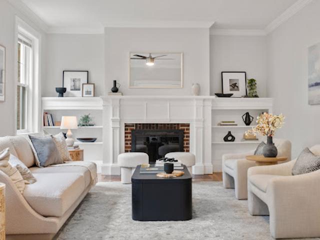 Apartment for sale in Brookline