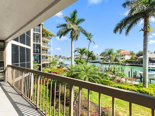 Apartment for sale in Marco Island, Florida