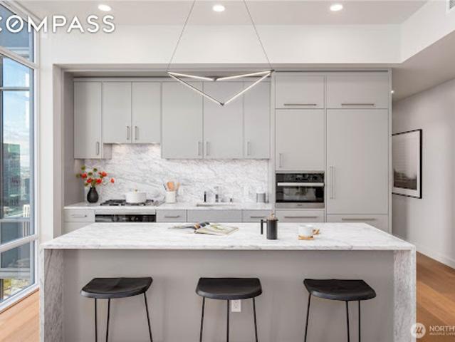 Apartment for sale in Seattle, Washington