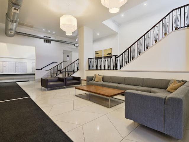 Apartment for sale in Chicago, Cook County