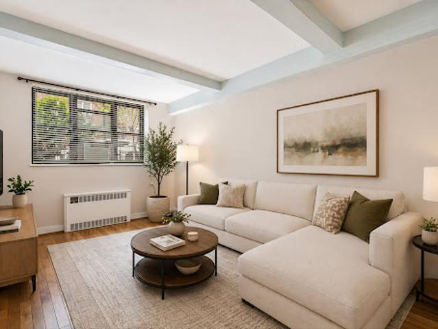 Apartment for sale in Queens, Arverne