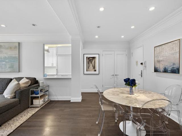 Apartment for sale in Arverne, New York
