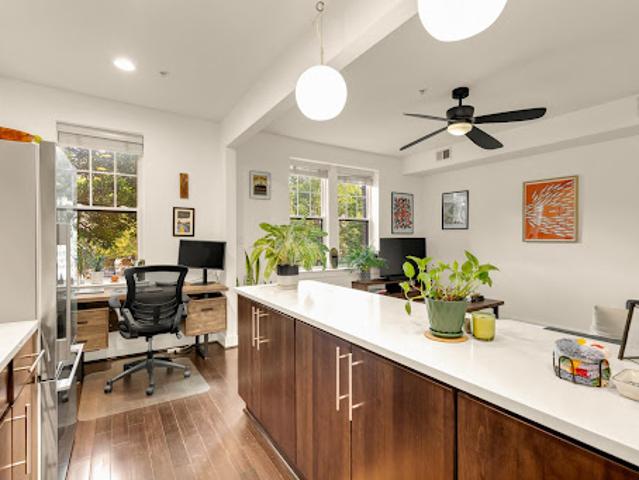 Apartment for sale in Washington, Washington DC