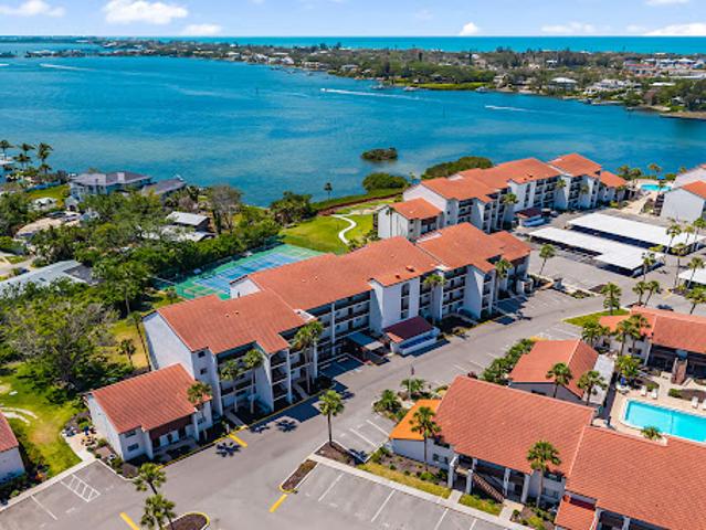Apartment for sale in Sarasota