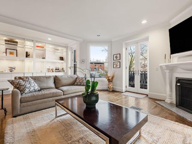 Apartment for sale in Boston, Massachusetts