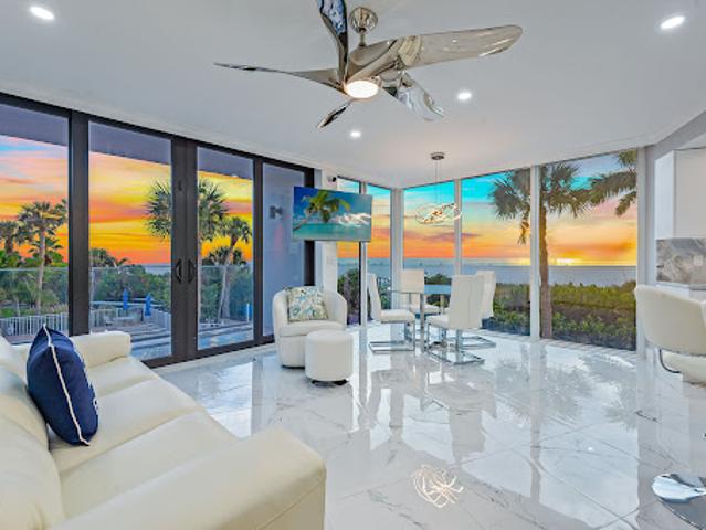 Apartment for sale in Marco Island, Florida