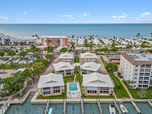 Apartment for sale in Naples