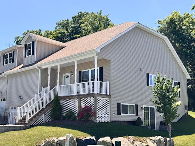 Apartment for sale in Torrington, Connecticut