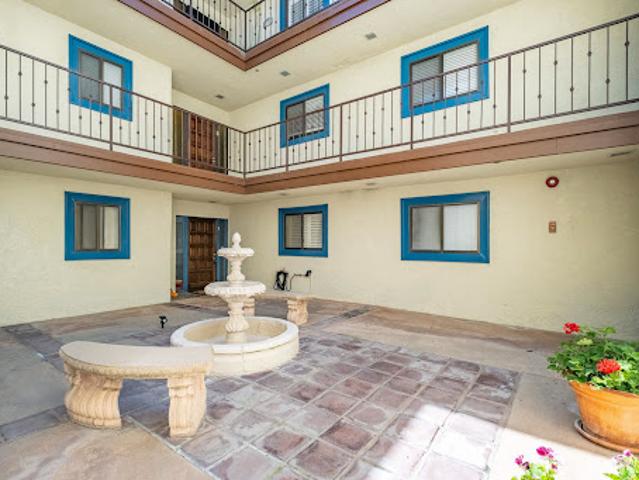 Apartment for sale in California