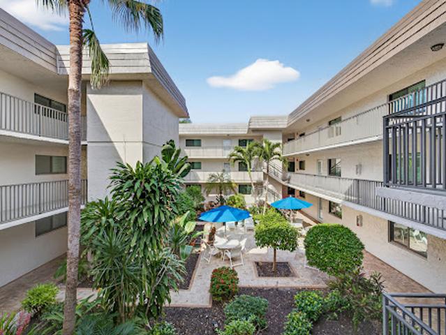 Apartment for sale in Naples, Florida