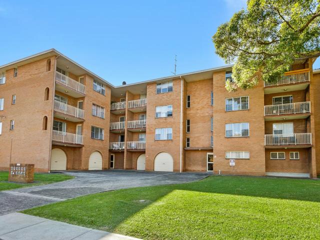 Apartment for rent in Wollongong, Wollongong City Council