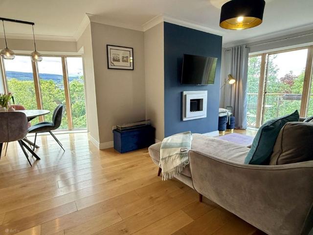 Apartment to rent in Dundrum, North Tipperary