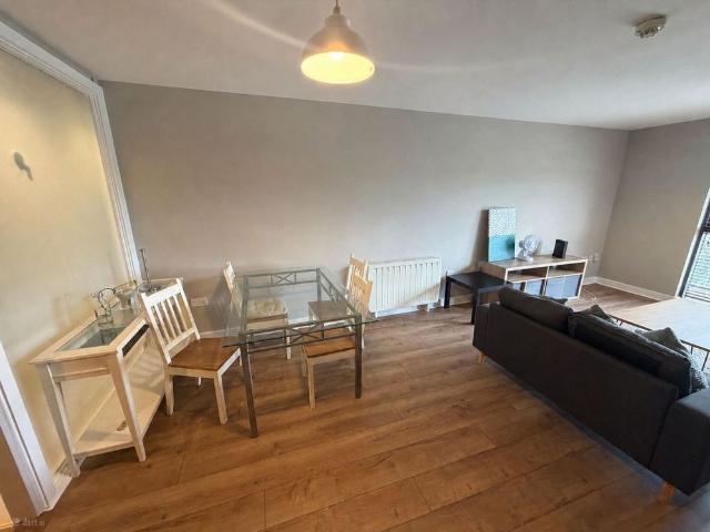 Apartment to rent in Bluebell, North Tipperary