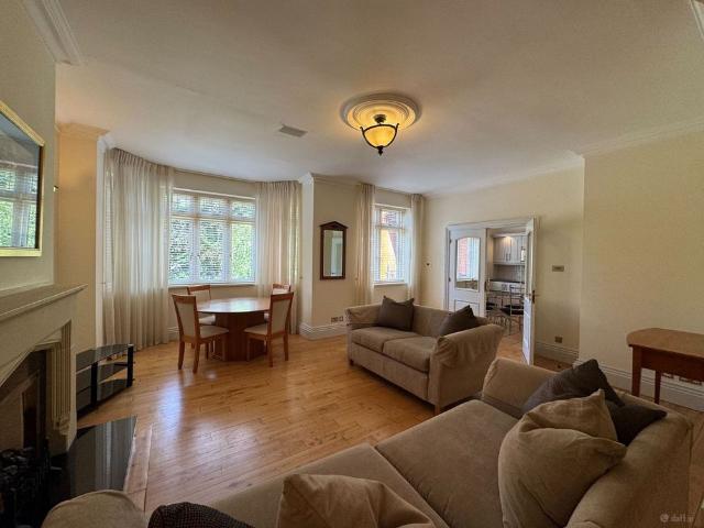 Apartment to rent in Bluebell, North Tipperary