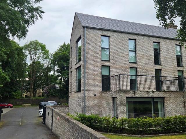 House for rent in Bradshaw, Lee Bank