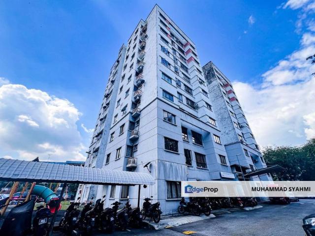Condominium for sale in Petaling, Alam Impian