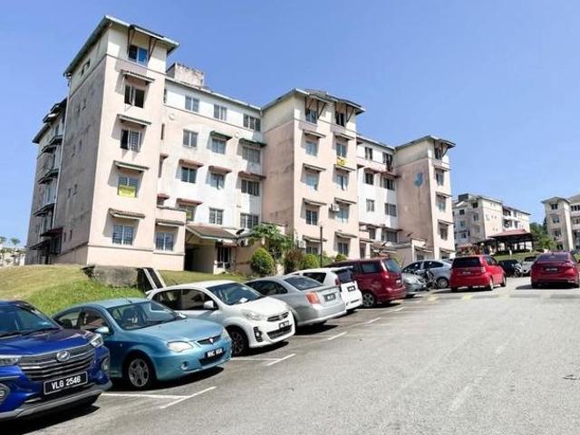 Flat for sale in Selayang, Selangor