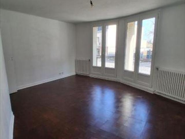 Appartement location à Saint-Quentin, Saint-quentin