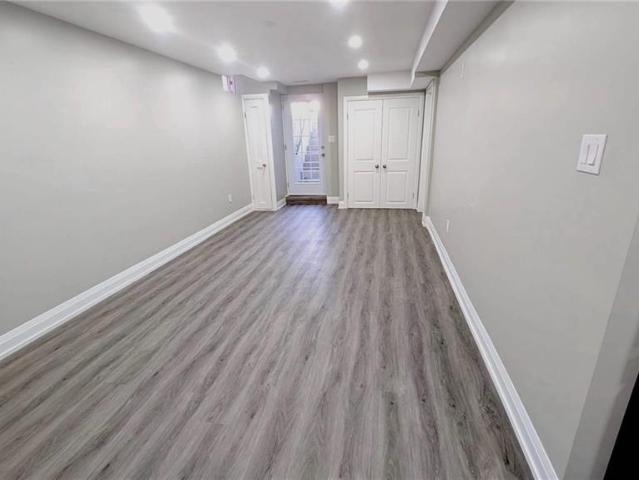 Apartment for rent in Ancaster, Ontario