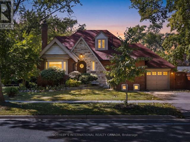 House for rent in Etobicoke—Lakeshore, Toronto