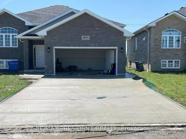 House for rent in Emeryville, Lakeshore
