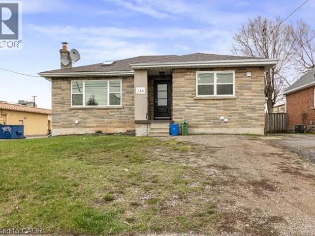 House for rent in Ancaster, Ontario