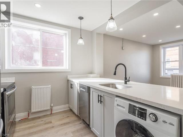 Apartment for rent in Crown Point East, Hamilton
