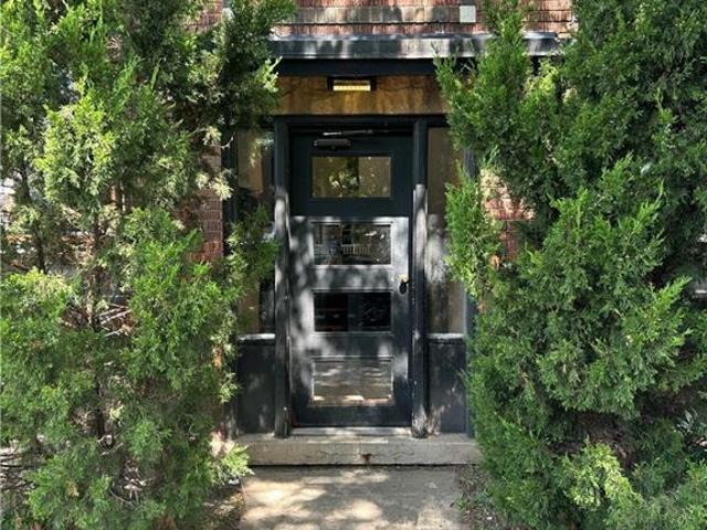 Apartment for rent in Ancaster, Ontario