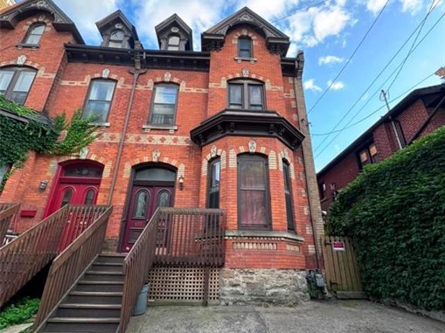 Apartment for rent in Kirkendall North, Hamilton