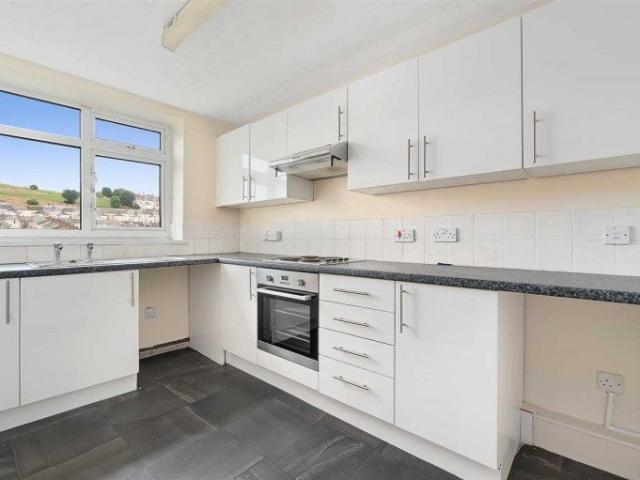 Flat for rent in Mount Wise