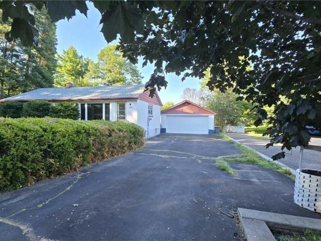 House for rent in Glen Williams, Ontario