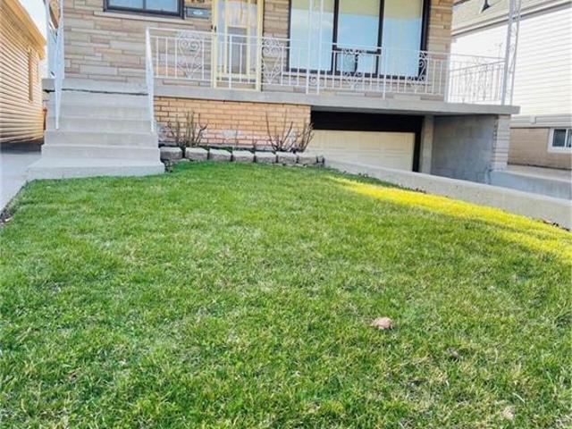 Apartment for rent in Ancaster, Ontario