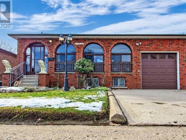 House for rent in Scarborough Centre, Toronto