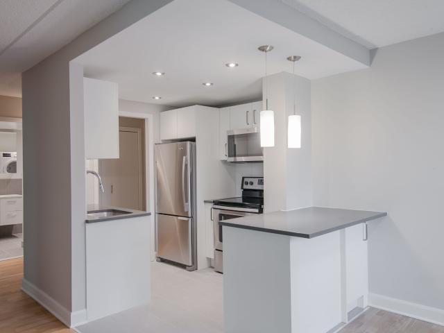 Apartment for rent in Saint-lambert, Quebec