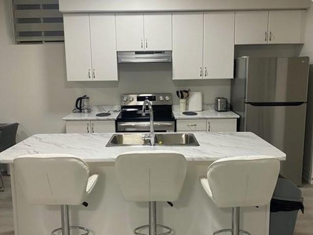 Apartment for rent in Bradford West Gwillimbury, Ontario