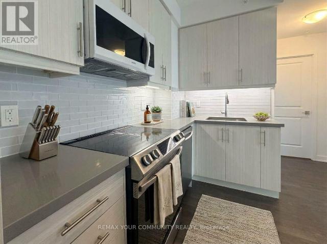 Apartment for rent in Richmond Hill, Golden Horseshoe