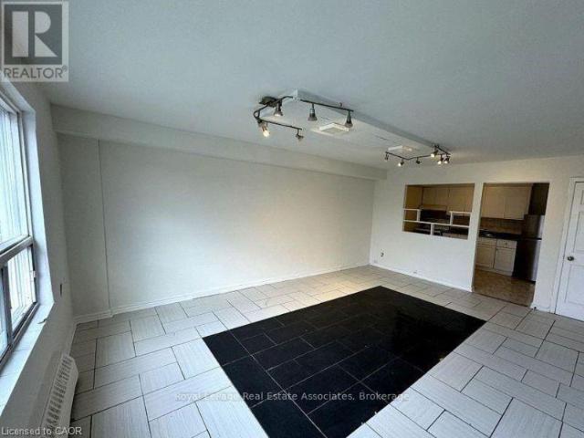 Apartment for rent in Cooksville, Mississauga