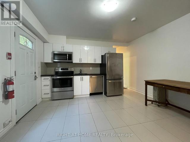 Apartment for rent in Woburn, Ontario