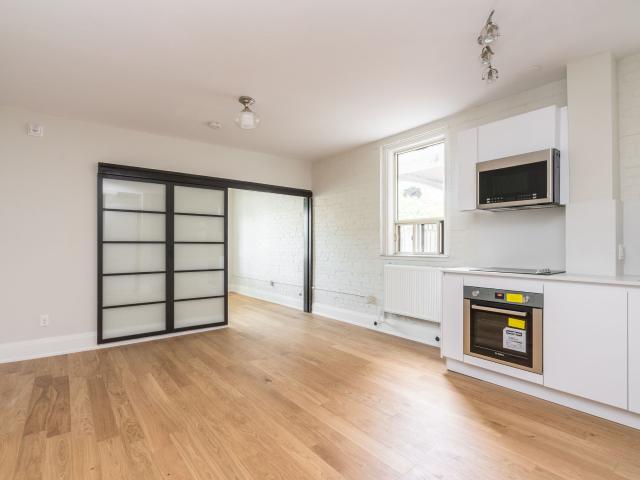 Apartment for rent in Woburn, Ontario
