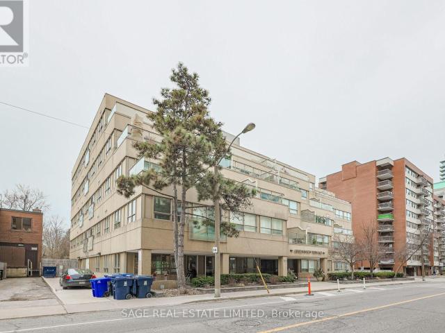 Apartment for rent in Toronto—St. Paul's, Toronto