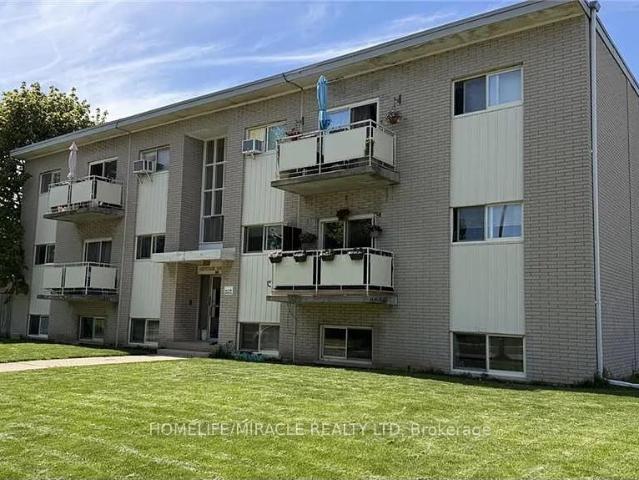Apartment for rent in Heritage Park, Kitchener