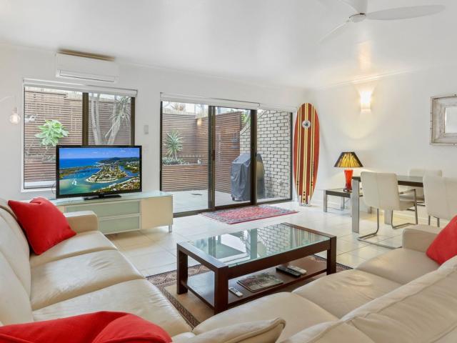 Apartment for rent in Sunshine Beach, Noosa Shire