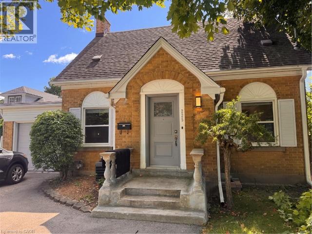 House for rent in Waterloo, Southwestern Ontario