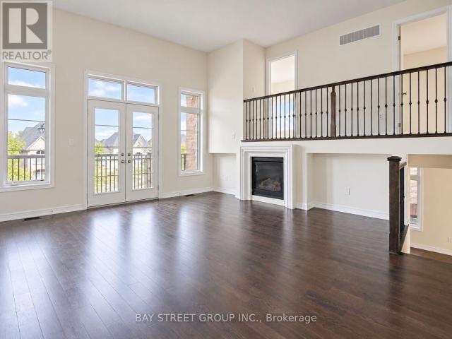 Apartment for rent in Holland Landing, Golden Horseshoe