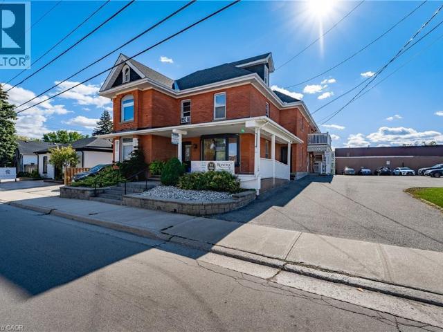 Apartment for rent in Ancaster, Ontario