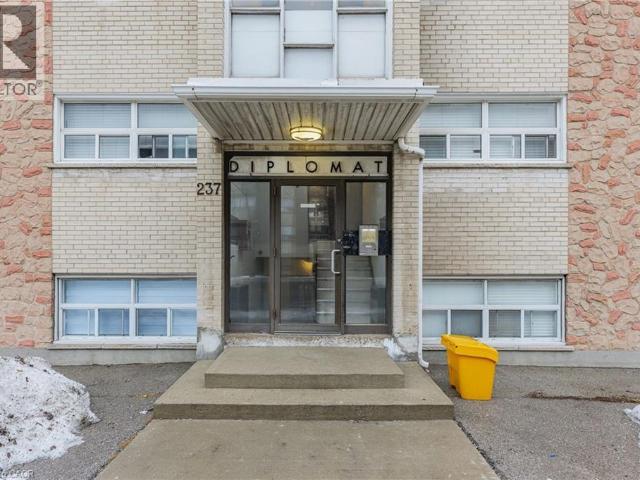 Apartment for rent in Ancaster, Ontario